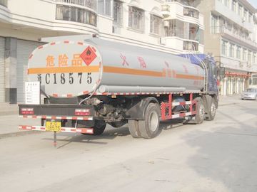 JAC Mobile Refueling Oil Tank Truck 6x2 , Fule Oil Delivery Trucks 20000L